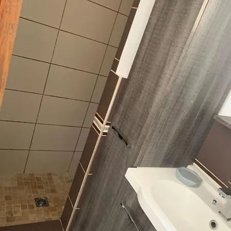 Semesterbostad Prox Saint-tropez - Maison 3 Chambres- 3 Km *