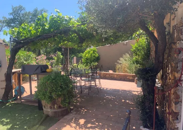 Prox Saint-tropez - Maison 3 Chambres- 3 Km * Grimaud